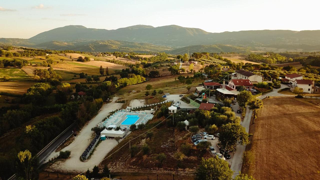 Il Pozzo Country House Collescipoli Exteriér fotografie